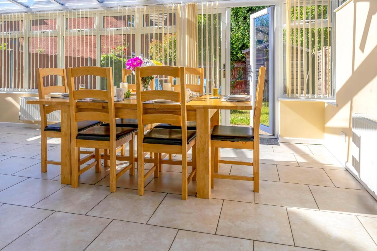 Fair View - Off Street Parking And Garden Villa Shrewsbury Exterior photo